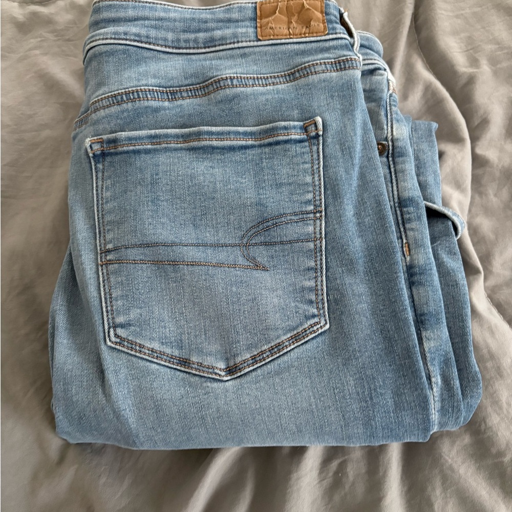 American Eagle Skinny Kick Jeans
